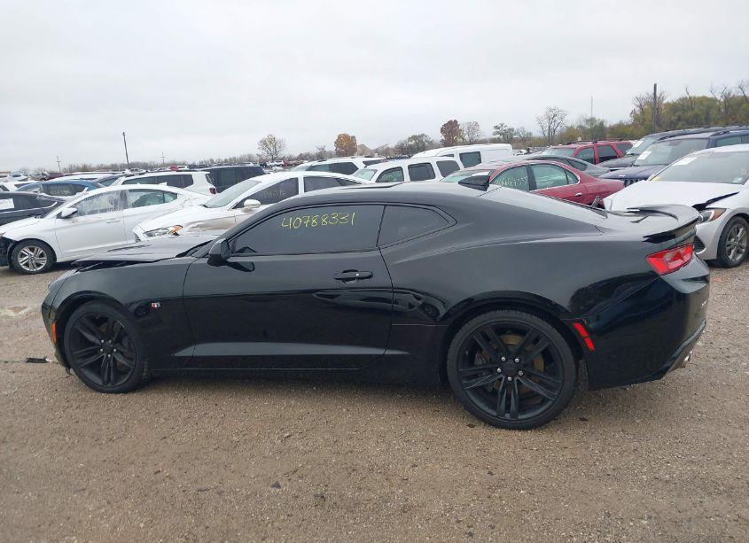 Photo 14 of 2018 Chevrolet Camaro 2SS (VIN 1G1FH1R78J0164485)