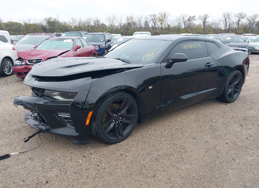 Photo 2 of 2018 Chevrolet Camaro 2SS (VIN 1G1FH1R78J0164485)