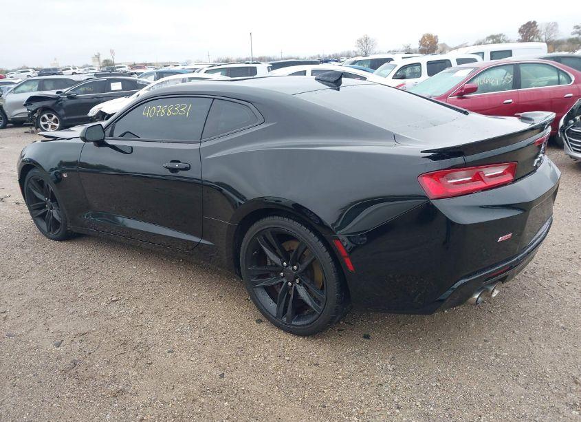 Photo 3 of 2018 Chevrolet Camaro 2SS (VIN 1G1FH1R78J0164485)
