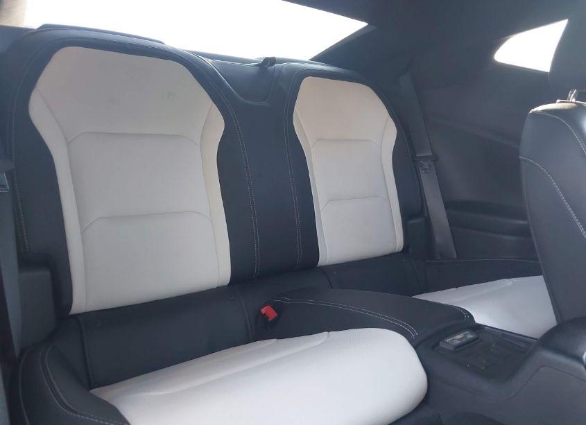 Photo 8 of 2018 Chevrolet Camaro 2SS (VIN 1G1FH1R78J0164485)