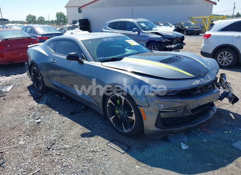 2020 Chevrolet Camaro RWD 2SS (VIN 1G1FH1R78L0140576) main photo