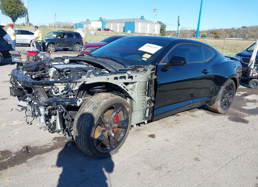 Photo 2 of 2021 Chevrolet Camaro RWD 2SS (VIN 1G1FH1R78M0107174)