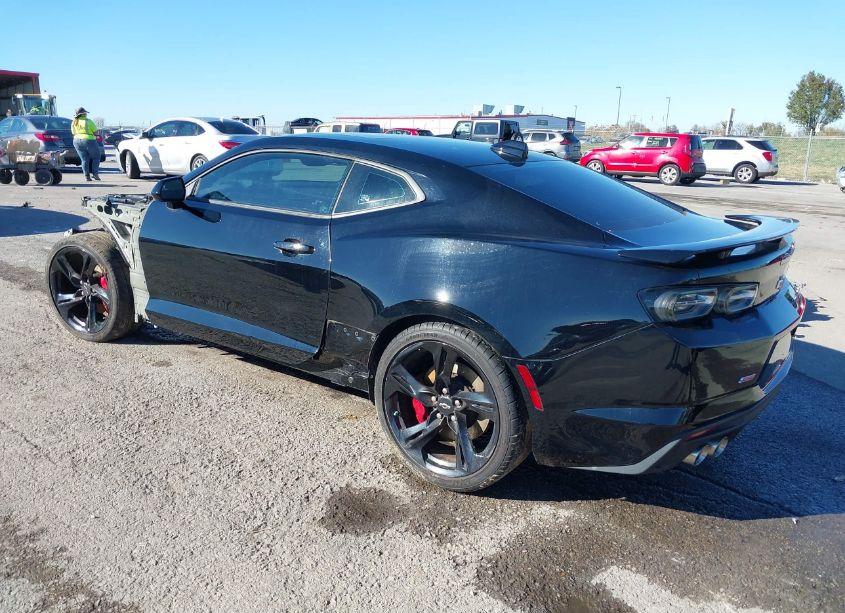 Photo 3 of 2021 Chevrolet Camaro RWD 2SS (VIN 1G1FH1R78M0107174)