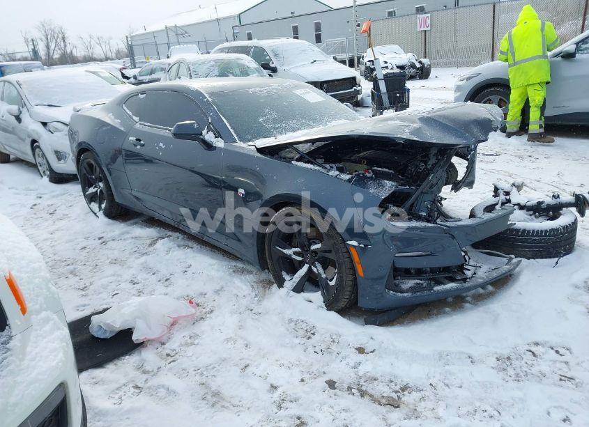 2023 Chevrolet Camaro RWD 2SS (VIN 1G1FH1R78P0107972) main photo