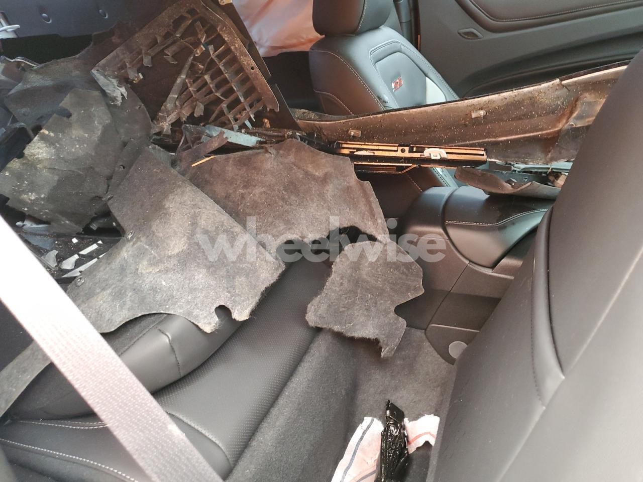 Photo 10 of 2024 CHEVROLET CAMARO SS (VIN 1G1FH1R78R0116514)