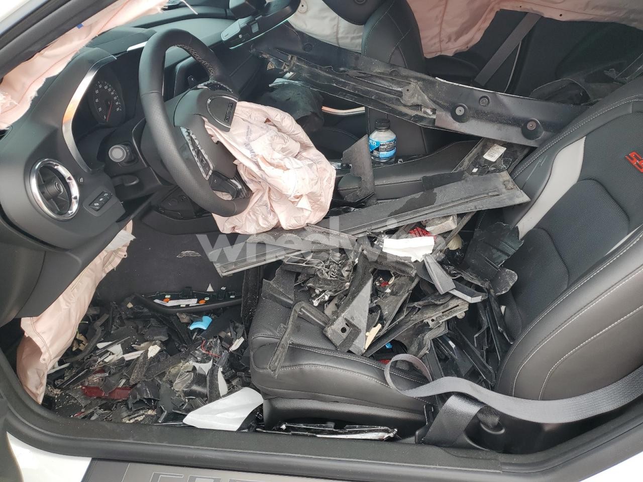 Photo 7 of 2024 CHEVROLET CAMARO SS (VIN 1G1FH1R78R0116514)