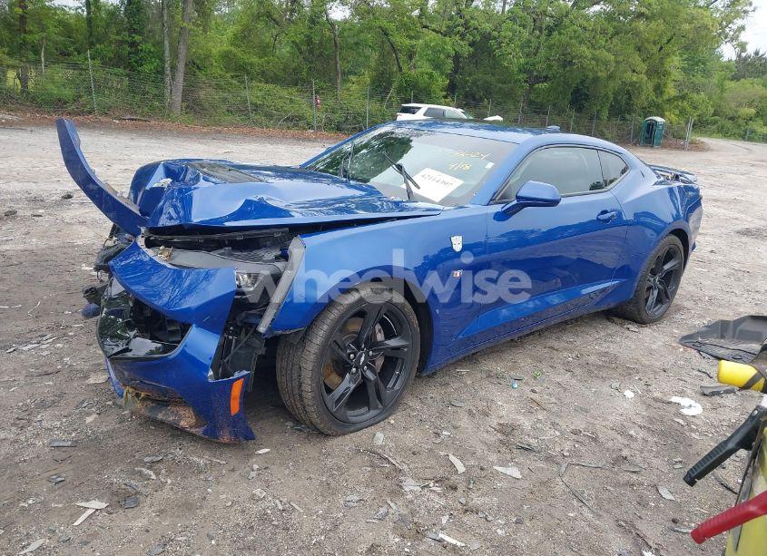 Photo 2 of 2019 Chevrolet Camaro 2SS (VIN 1G1FH1R79K0123624)