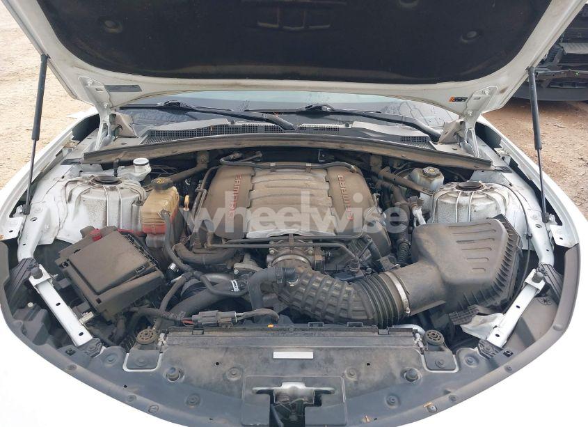 Photo 10 of 2019 Chevrolet Camaro 2SS (VIN 1G1FH1R79K0138141)