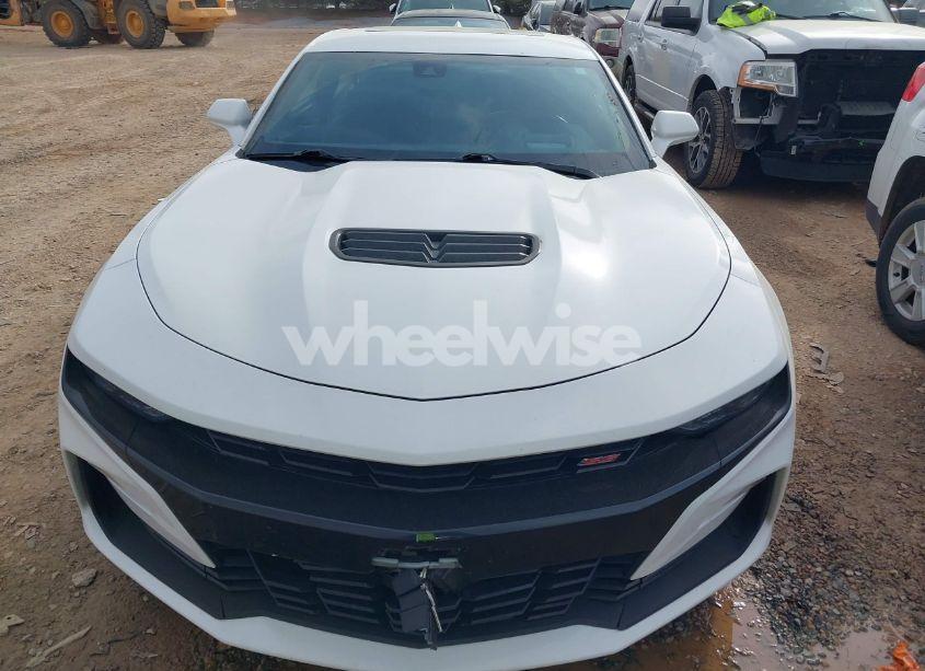 Photo 12 of 2019 Chevrolet Camaro 2SS (VIN 1G1FH1R79K0138141)