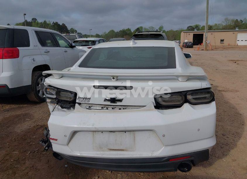 Photo 16 of 2019 Chevrolet Camaro 2SS (VIN 1G1FH1R79K0138141)