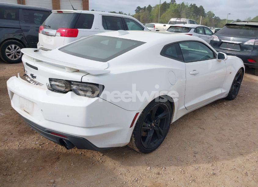 Photo 4 of 2019 Chevrolet Camaro 2SS (VIN 1G1FH1R79K0138141)