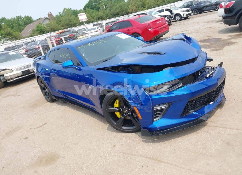 2016 Chevrolet Camaro 2SS (VIN 1G1FH1R7XG0128502) main photo
