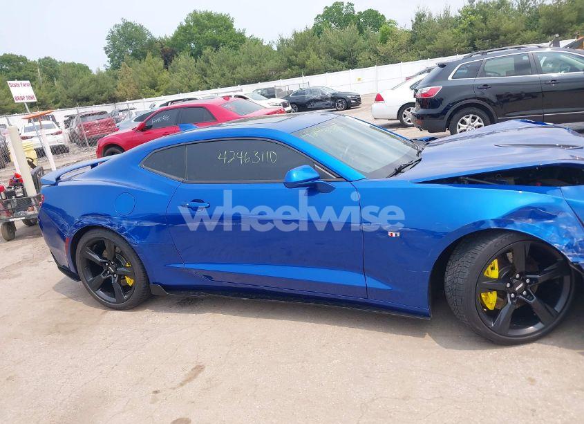 Photo 13 of 2016 Chevrolet Camaro 2SS (VIN 1G1FH1R7XG0128502)