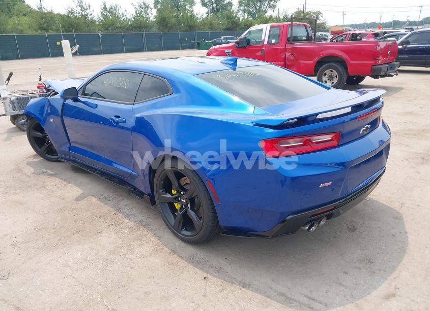 Photo 3 of 2016 Chevrolet Camaro 2SS (VIN 1G1FH1R7XG0128502)