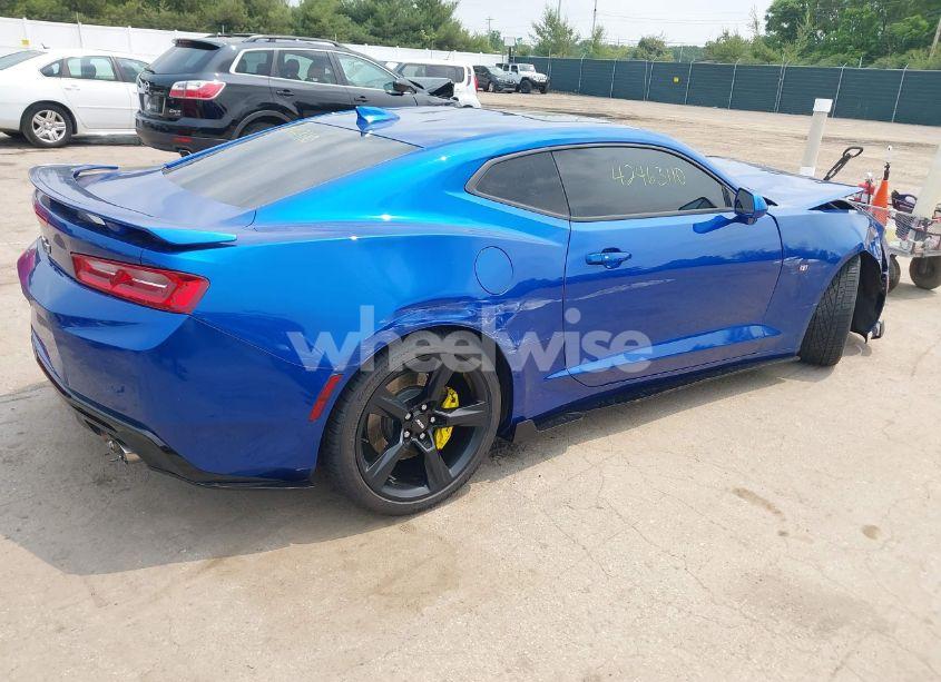 Photo 4 of 2016 Chevrolet Camaro 2SS (VIN 1G1FH1R7XG0128502)