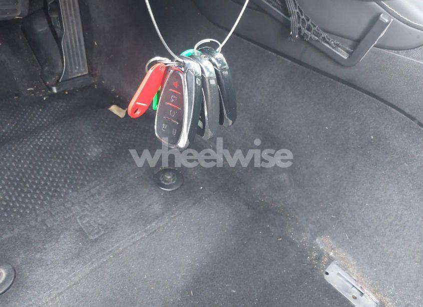 Photo 11 of 2016 Chevrolet Camaro 2SS (VIN 1G1FH1R7XG0191227)