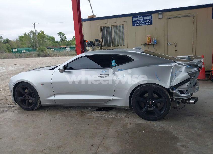 Photo 15 of 2017 Chevrolet Camaro 2SS (VIN 1G1FH1R7XH0119901)