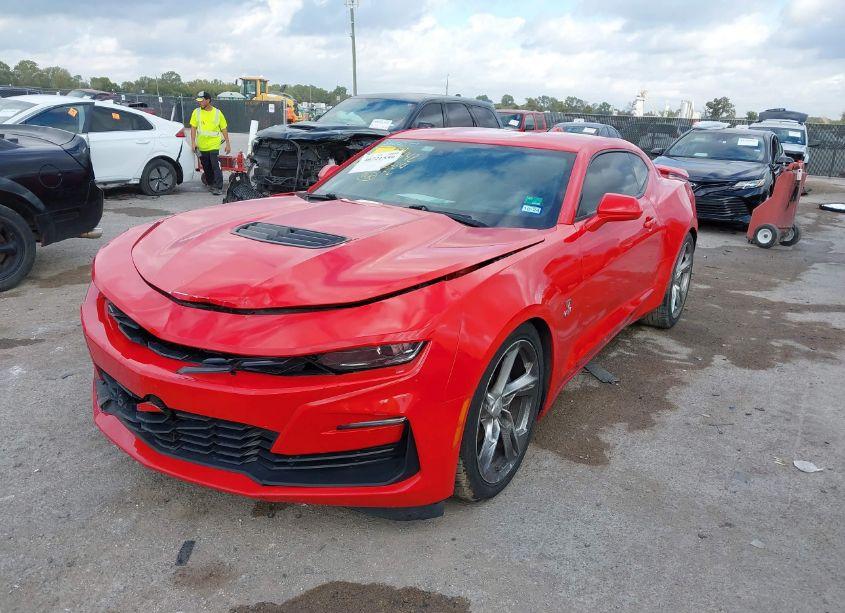 Photo 2 of 2020 Chevrolet Camaro RWD 2SS (VIN 1G1FH1R7XL0103268)