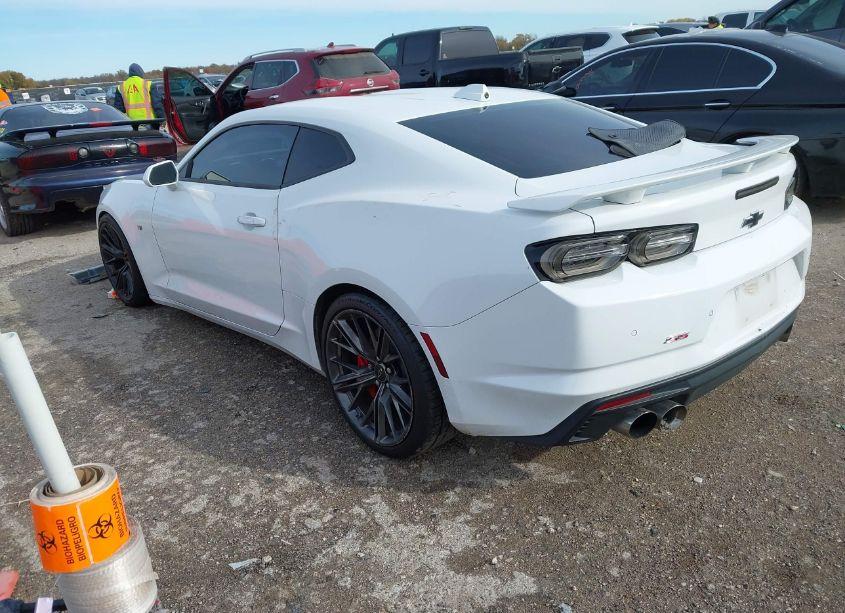 Photo 3 of 2020 Chevrolet Camaro RWD 2SS (VIN 1G1FH1R7XL0107806)