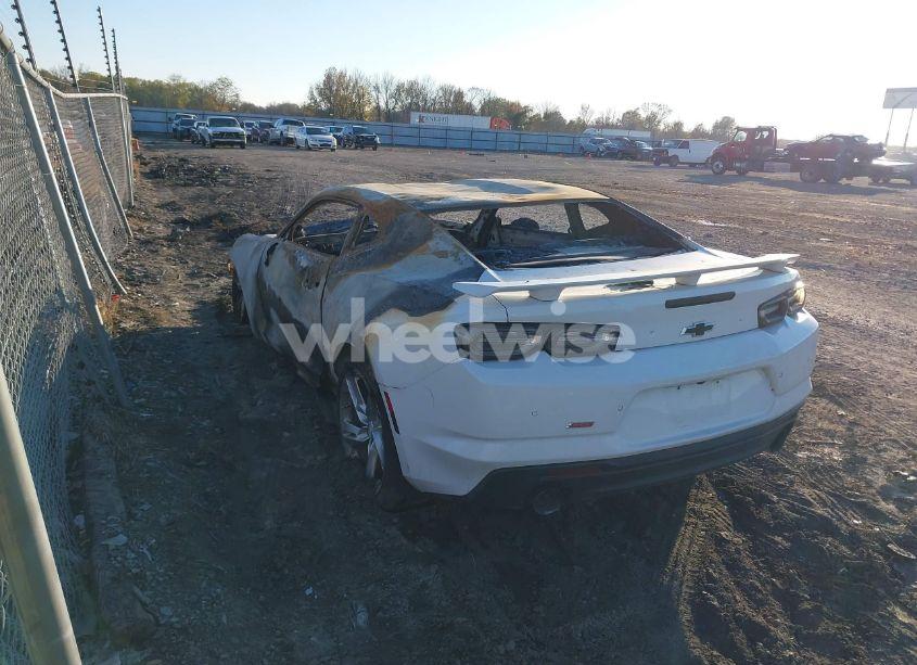 Photo 3 of 2020 Chevrolet Camaro RWD 2SS (VIN 1G1FH1R7XL0112309)
