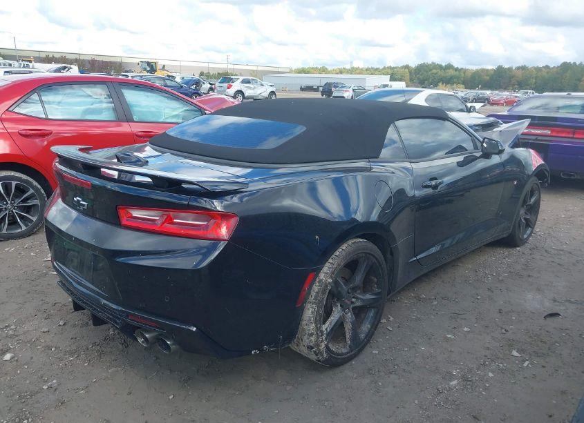 Photo 4 of 2017 Chevrolet Camaro 2SS (VIN 1G1FH3D70H0125175)