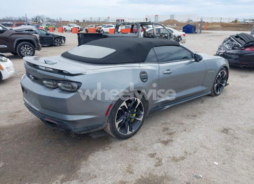 Photo 4 of 2021 Chevrolet Camaro RWD 2SS (VIN 1G1FH3D70M0128832)