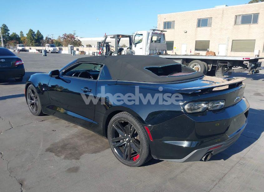 Photo 3 of 2019 Chevrolet Camaro 2SS (VIN 1G1FH3D71K0133132)