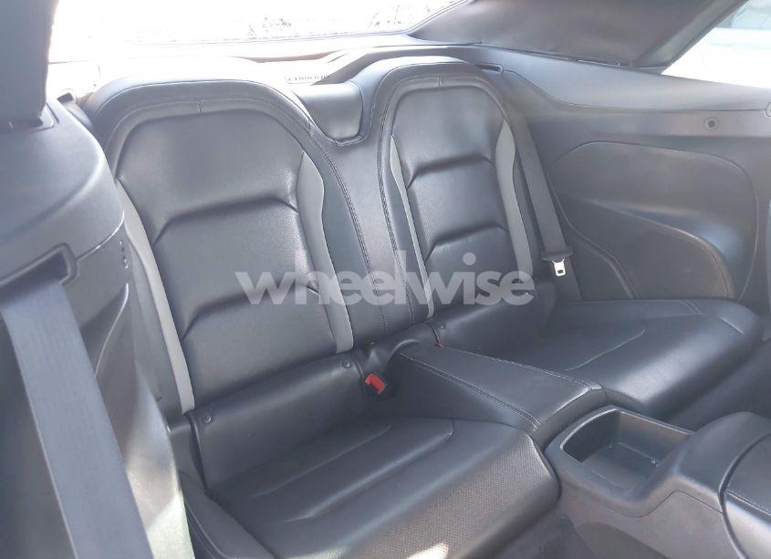 Photo 8 of 2019 Chevrolet Camaro 2SS (VIN 1G1FH3D71K0133132)