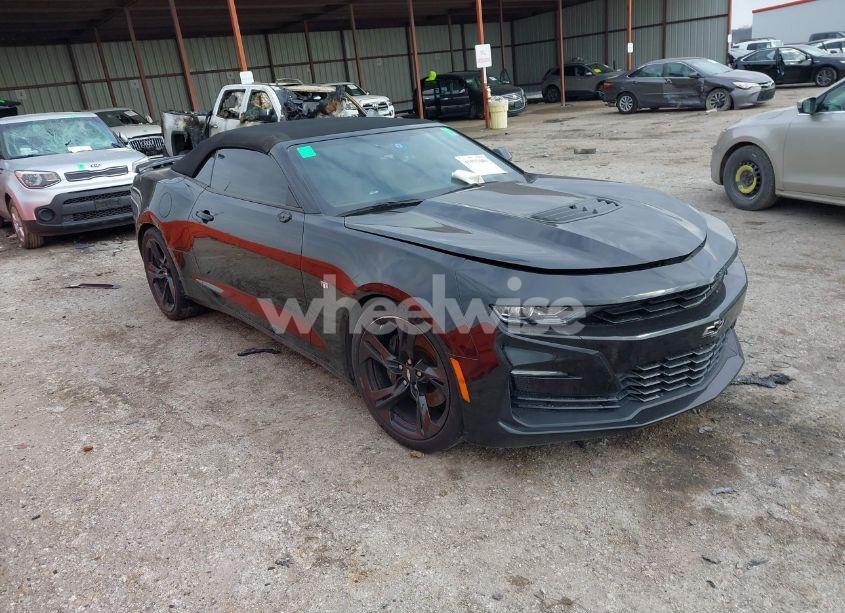 2019 Chevrolet Camaro 2SS (VIN 1G1FH3D71K0140601) main photo