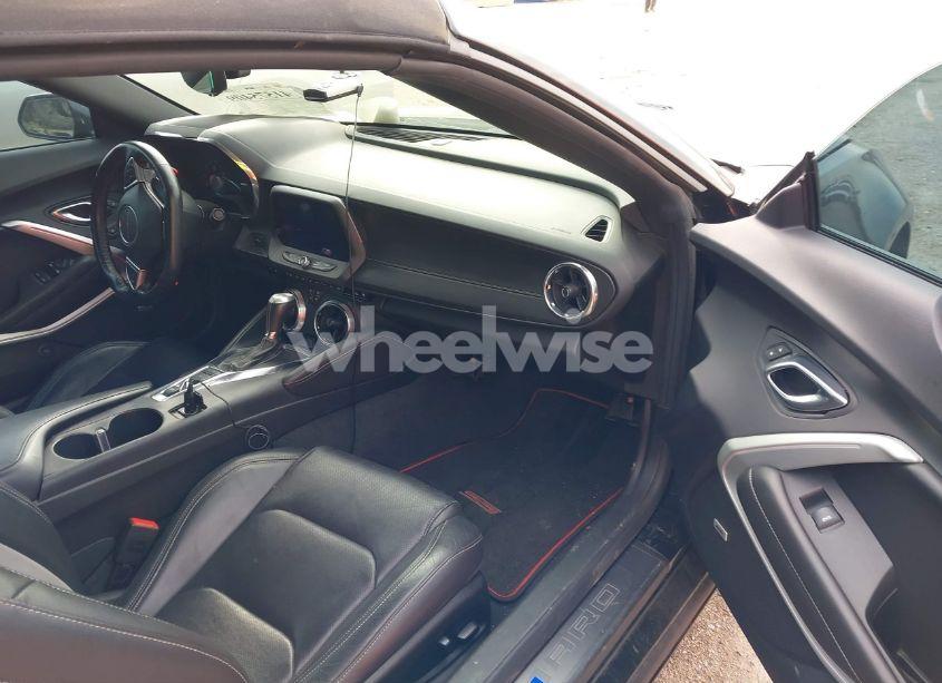 Photo 5 of 2019 Chevrolet Camaro 2SS (VIN 1G1FH3D71K0140601)