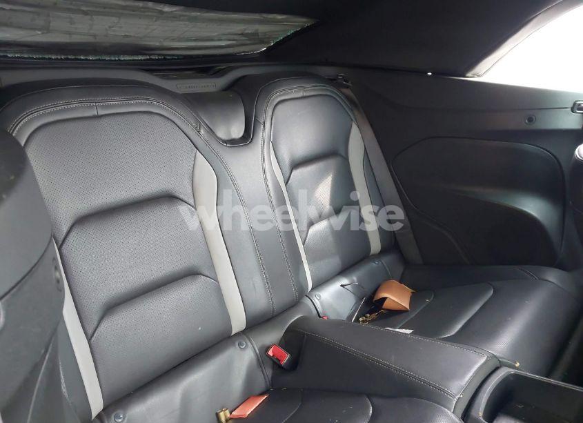 Photo 8 of 2019 Chevrolet Camaro 2SS (VIN 1G1FH3D71K0140601)