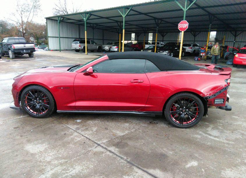 Photo 14 of 2022 Chevrolet Camaro SS (VIN 1G1FH3D71N0104833)