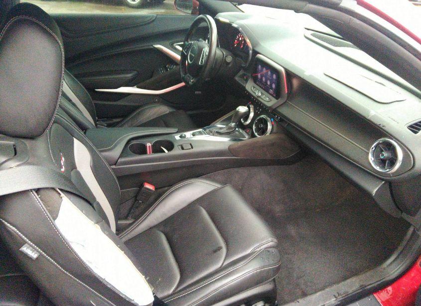 Photo 5 of 2022 Chevrolet Camaro SS (VIN 1G1FH3D71N0104833)