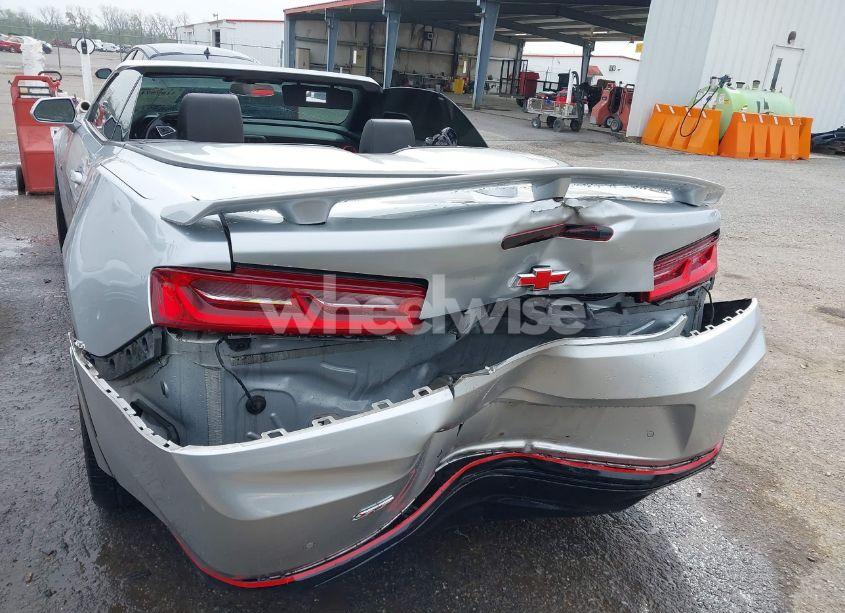 Photo 16 of 2016 Chevrolet Camaro 2SS (VIN 1G1FH3D72G0158192)