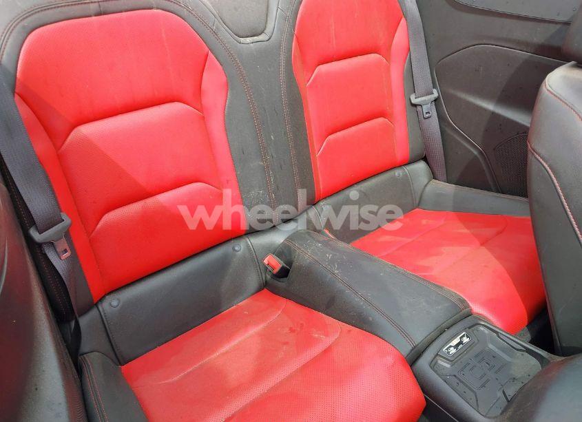 Photo 8 of 2016 Chevrolet Camaro 2SS (VIN 1G1FH3D72G0158192)