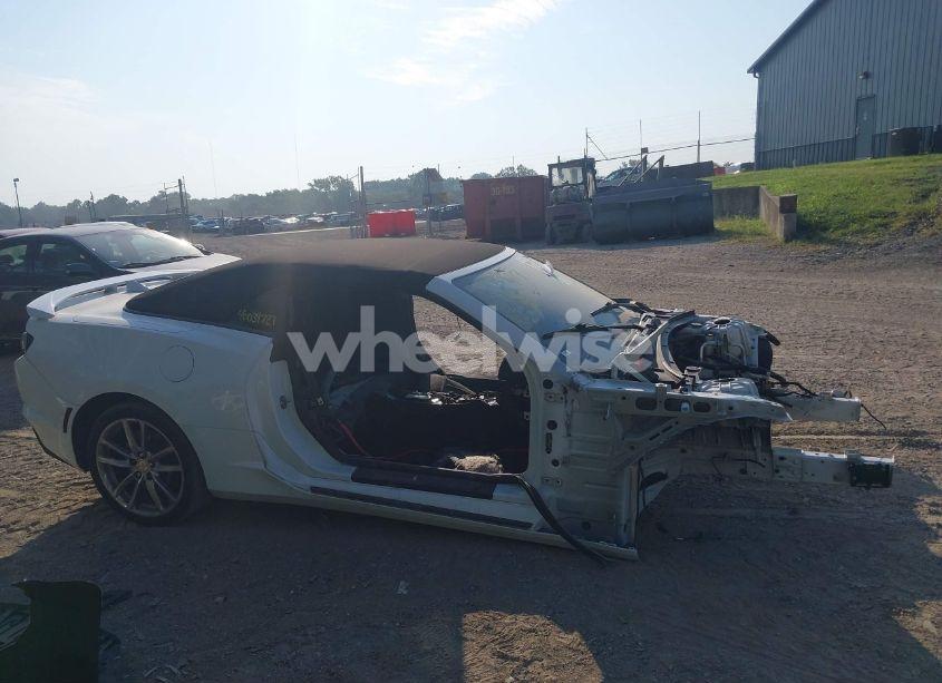 Photo 13 of 2019 Chevrolet Camaro 2SS (VIN 1G1FH3D78K0128932)