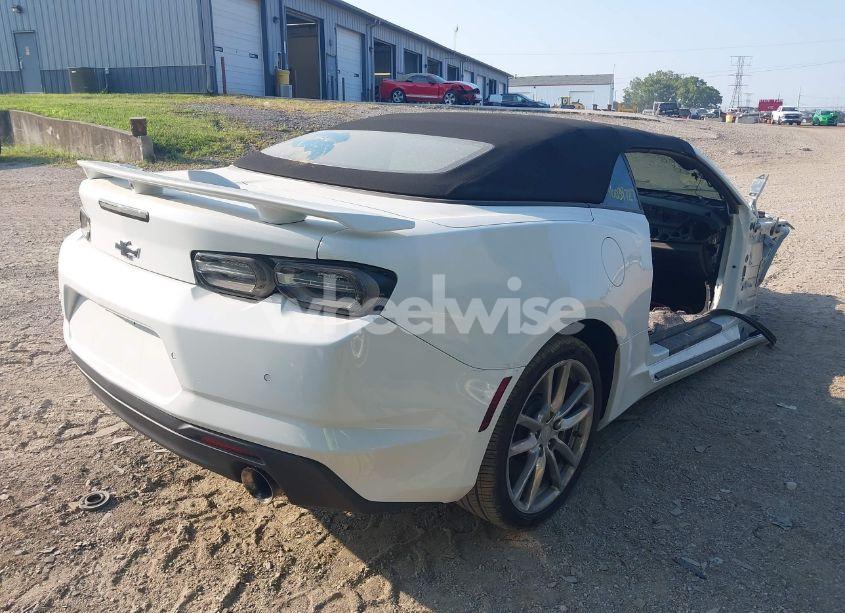 Photo 4 of 2019 Chevrolet Camaro 2SS (VIN 1G1FH3D78K0128932)
