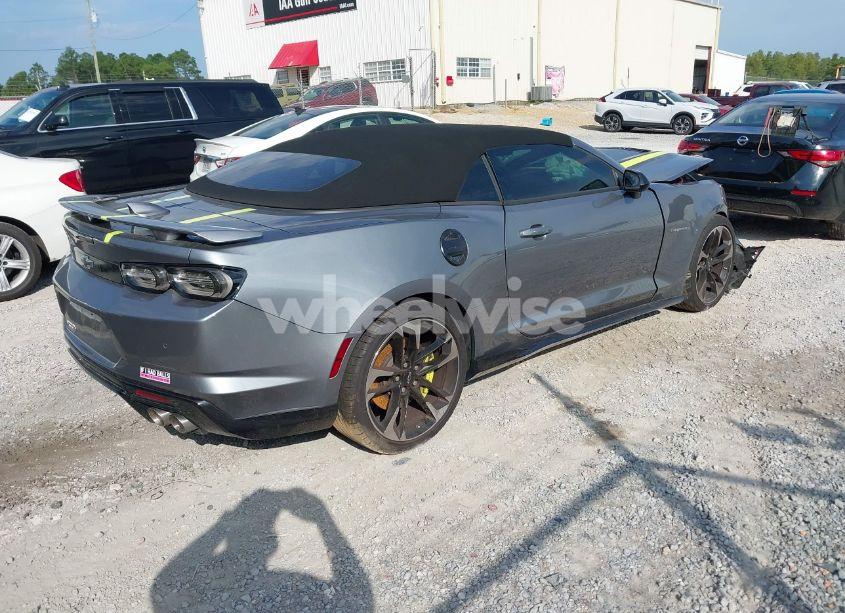 Photo 4 of 2021 Chevrolet Camaro RWD 2SS (VIN 1G1FH3D79M0140803)
