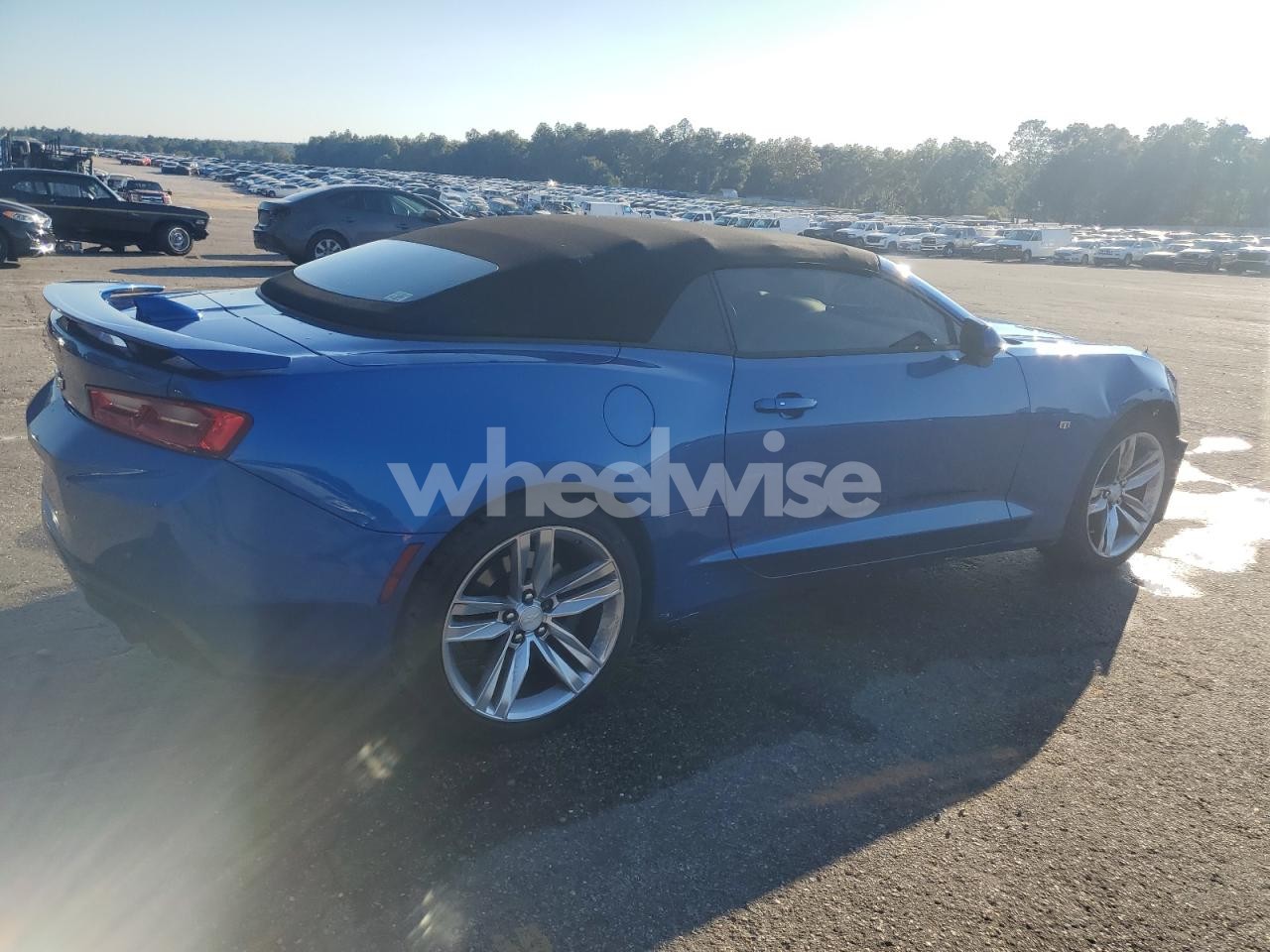 Photo 3 of 2017 CHEVROLET CAMARO SS (VIN 1G1FH3D7XH0144087)