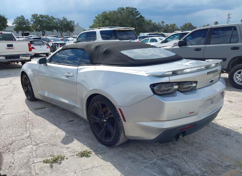 Photo 3 of 2019 Chevrolet Camaro 2SS (VIN 1G1FH3D7XK0122887)