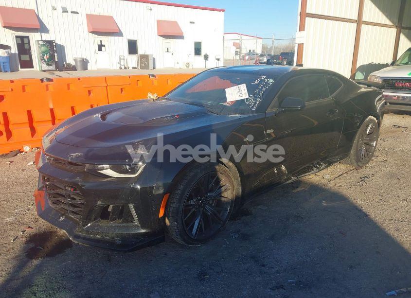 Photo 6 of 2017 Chevrolet Camaro ZL1 (VIN 1G1FJ1R68H0158918)