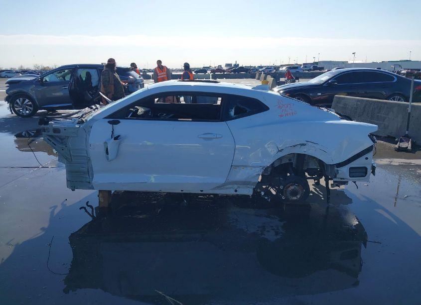 Photo 14 of 2018 Chevrolet Camaro ZL1 (VIN 1G1FJ1R69J0116490)