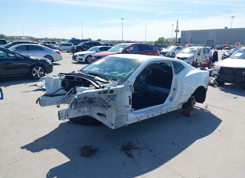 Photo 2 of 2019 Chevrolet Camaro ZL1 (VIN 1G1FJ1R69K0142234)