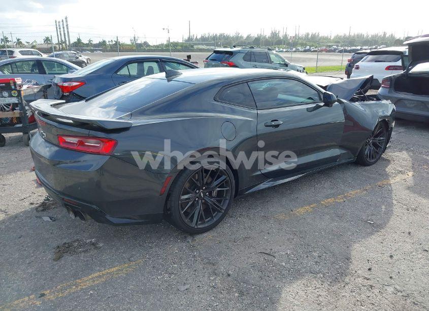 Photo 4 of 2018 Chevrolet Camaro ZL1 (VIN 1G1FK1R63J0156724)