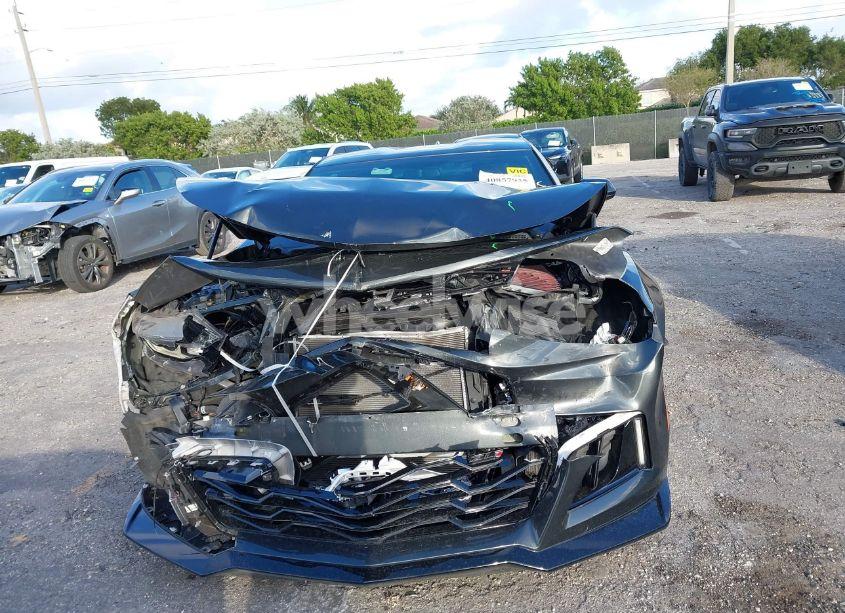 Photo 6 of 2018 Chevrolet Camaro ZL1 (VIN 1G1FK1R63J0156724)