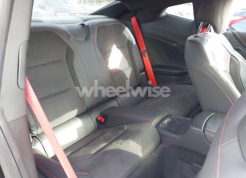 Photo 8 of 2018 Chevrolet Camaro ZL1 (VIN 1G1FK1R63J0156724)