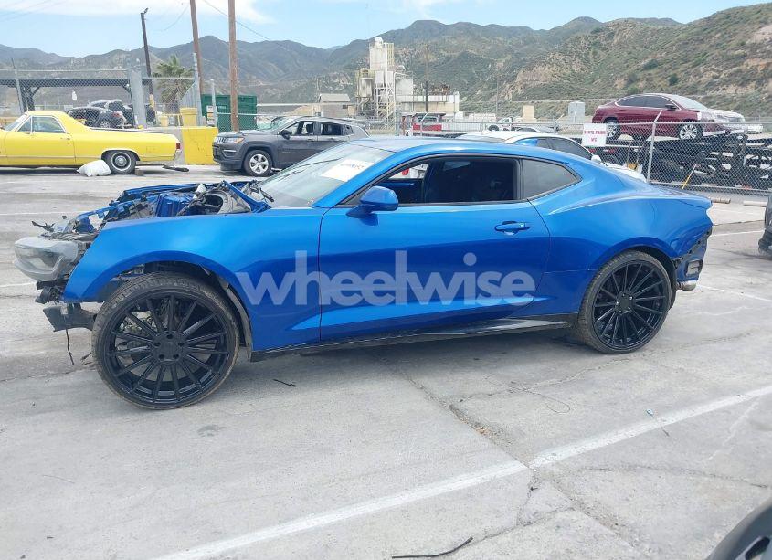 Photo 13 of 2018 Chevrolet Camaro ZL1 (VIN 1G1FK1R64J0115583)