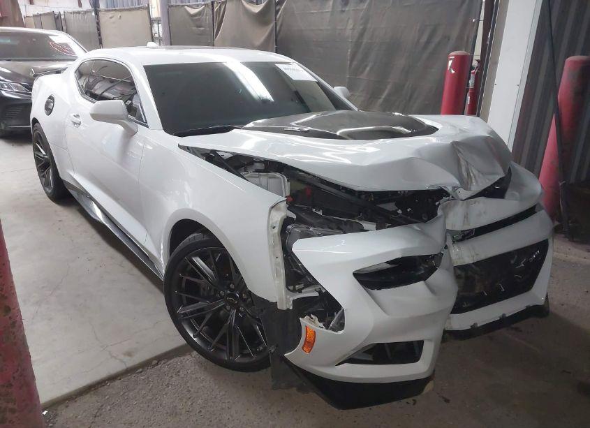 2023 Chevrolet Camaro RWD ZL1 (VIN 1G1FK1R64P0102471) main photo