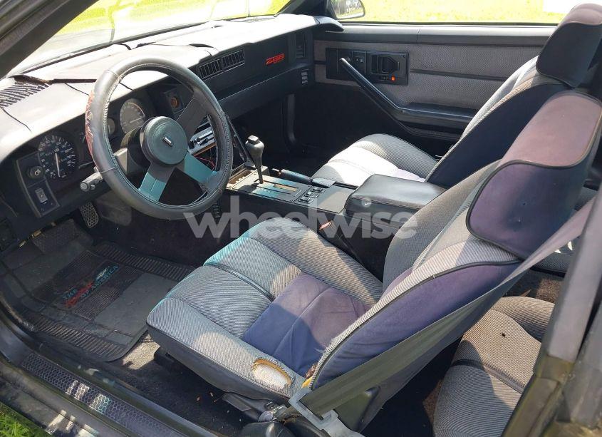 Photo 11 of 1988 Chevrolet Camaro (VIN 1G1FP2183JL119241)