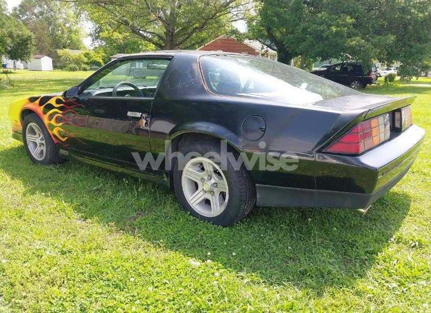 Photo 3 of 1988 Chevrolet Camaro (VIN 1G1FP2183JL119241)